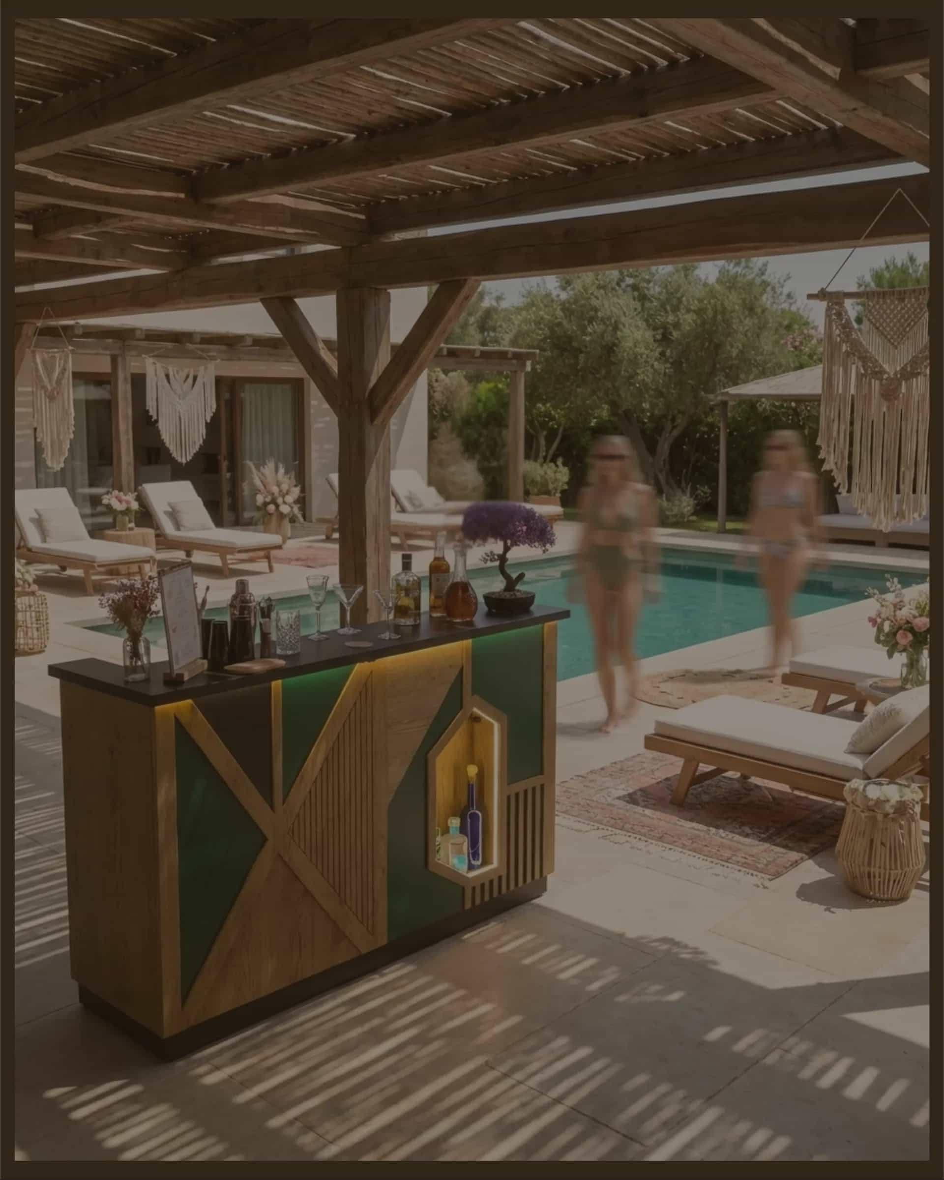 ברמן מוזג קוקטייל באירוע פרטי